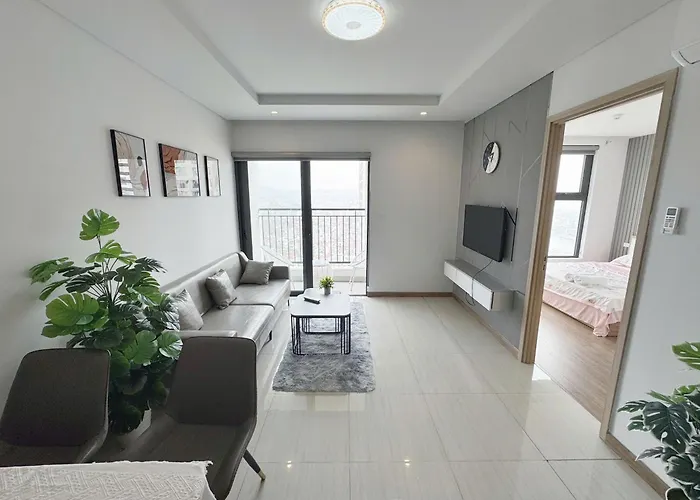 Five Bedrooms And Comfortable Cozy *